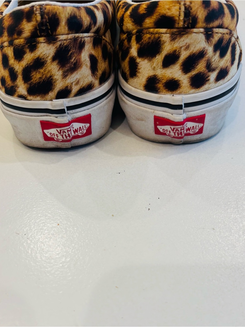 Vans Leopard Print Slip-On Sneakers - tan/black size 7 - Picture 8 of 9